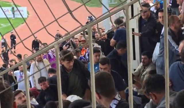 VİDEO İZLE l Gebzespor-Elazığspor maçında kavga çıktı: 1 kişi hastaneye kaldırıldı