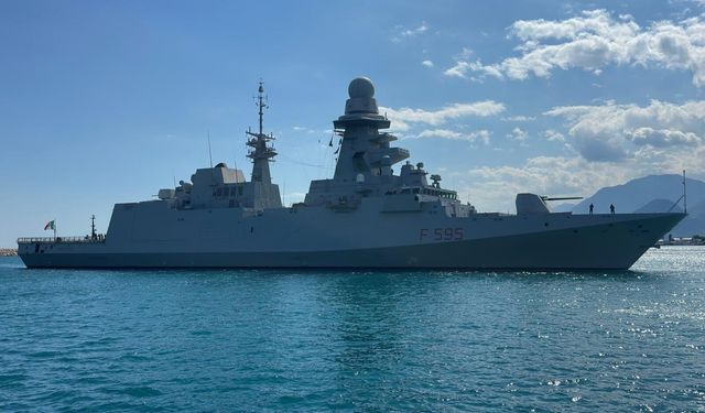 İtalyan Savaş Gemisi Antalya’ya geldi