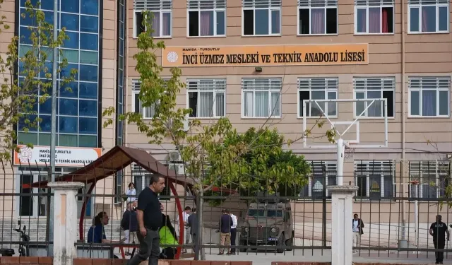 Manisa'da 23 Eylül 2026 okullar tatil mi, tatil uzayacak mı?