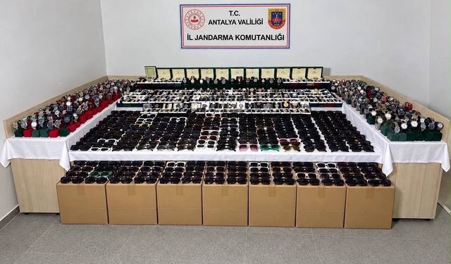 Antalya'da değeri tam 5 milyon TL’yi aştı! Depoya baskın