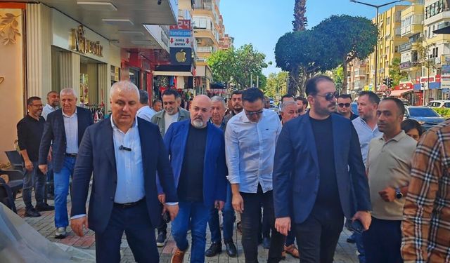 Eray Erdem esnafın kapısını çaldı! Batıdaki turist merkeze taşınacak