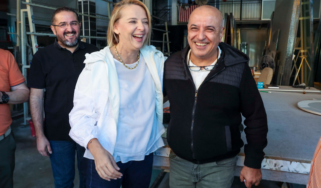 Hatice Öz’den Antalya'da esnafa proje ziyareti