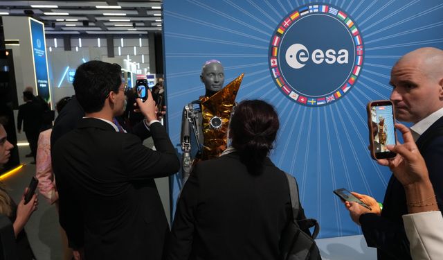 İnsansı robot AMECA Antalya'da