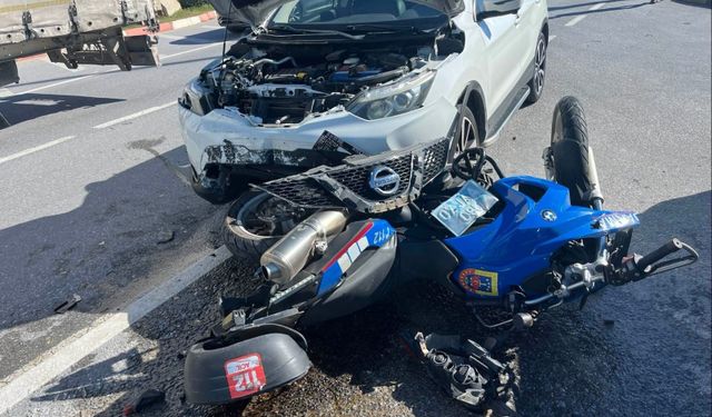 Manavgat-Antalya D-400 kara yolunda üç araçlı kaza
