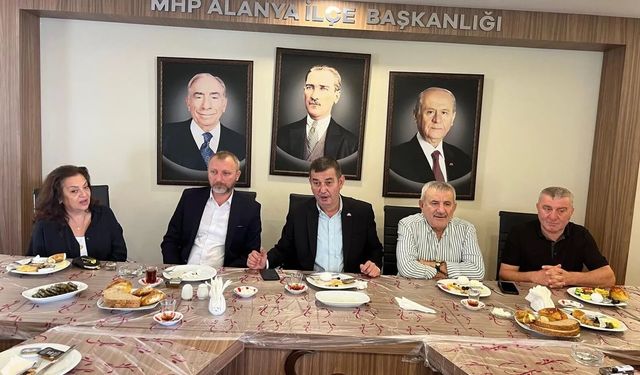 MHP Alanya'da vefa buluşması