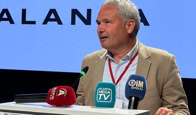 Yeni Parti Alanya Kongresi’nde çarpıcı çıkış