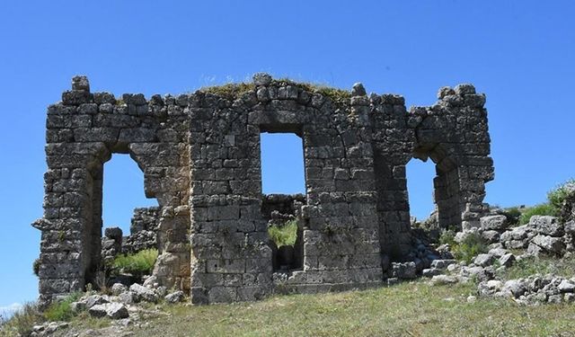 Antalya'nın o antik kentine özel protokol