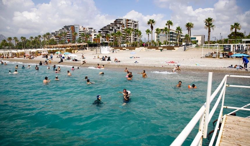 Antalya'da hem tatil yapıyorlar hem de 1 kuruş ödemiyorlar: İşte ücretsiz tatilin adresi