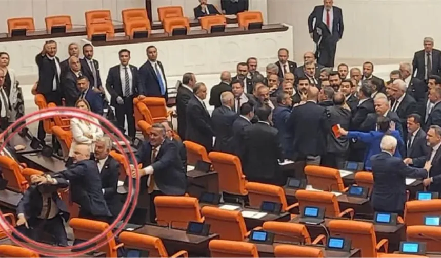 Meclis'te utanç veren görüntüler: Milletvekilleri birbirine girdi