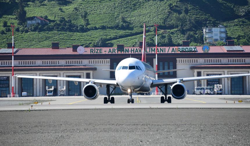 Rize-Antalya uçuşuna yoğun ilgi, fiyatları uçurdu