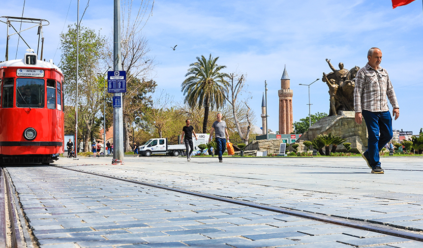 Antalya'da ulaşım o tarihte ücretsiz