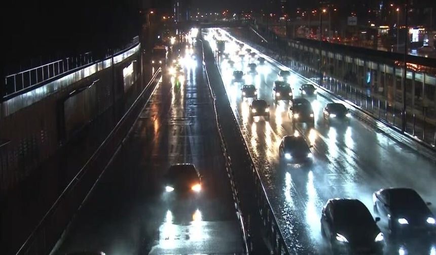 28 Eylül hava durumu: Sıcaklıklar düşüyor, kuvvetli yağış ve fırtına uyarısı