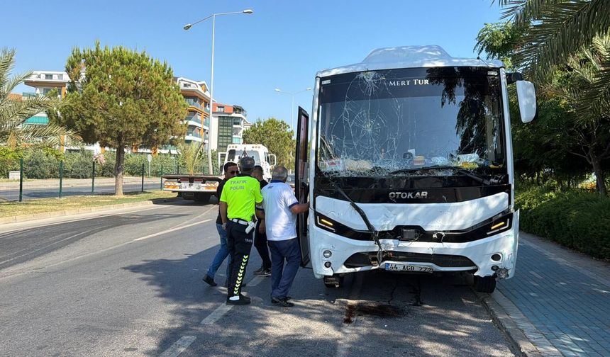 Alanya’da kaza yapan alkollü sürücü cezasız kalmadı