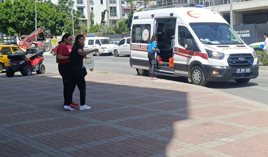 Manavgat'ta feci kaza: Saniyelerle kurtuldu