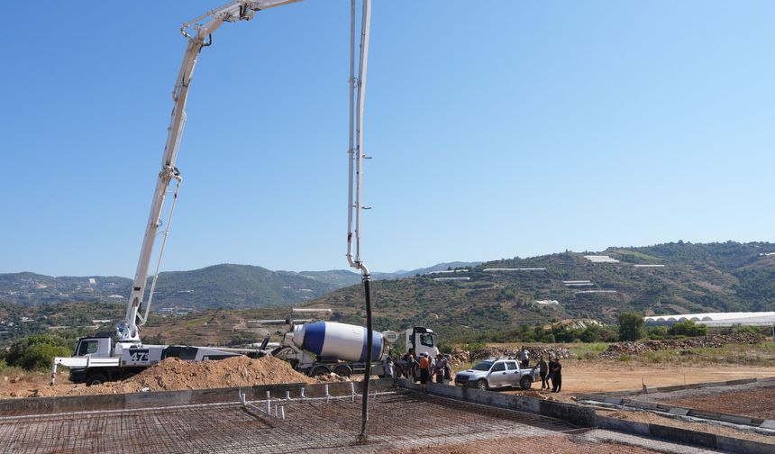 Alanya Belediyesi temelini attı: Elikesik Mahallesi'ne çok amaçlı tesis