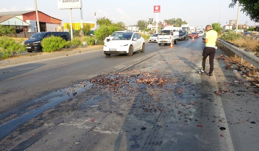 Manavgat-Antalya yolunda zincirleme kaza! Yaralı sayısı 7'ye yükseldi