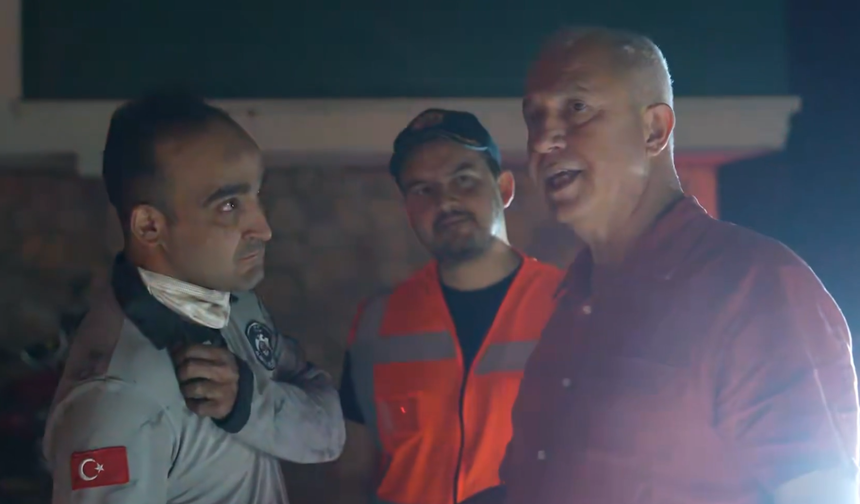 Başkan Özçelik gece boyu sahadaydı! 'Geçmiş olsun Alanya'