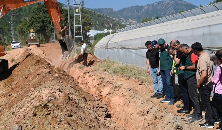 Yeniköy, Hacıkerimler ve Toslak suya kavuşuyor! DSİ Müdürü Alanya'da sahaya indi