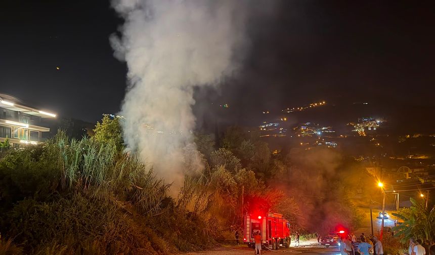 Alanya Sugözü Mahallesi’nde yangın korkuttu