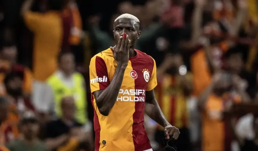 Victor Osimhen'den Galatasaray'a hayat öpücüğü!