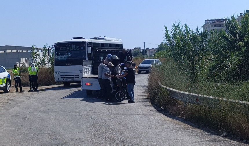 Manavgat'ta ölümden döndüler: Hastaneye kaldırıldı