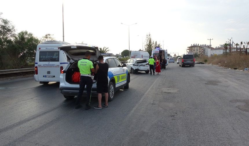Manavgat-Antalya yolunda alkollü sürücü kazaya karıştı