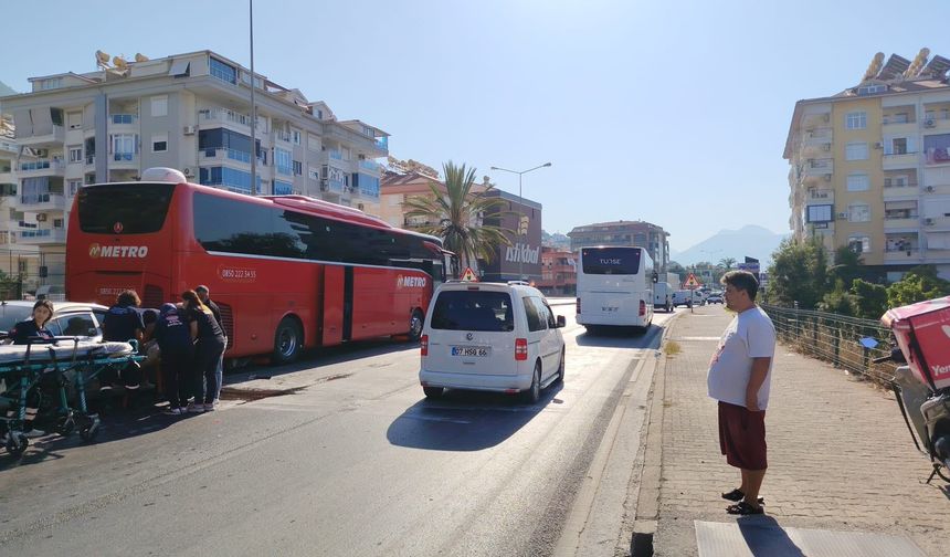 Alanya'da ölümden döndüler: O anlar kamerada