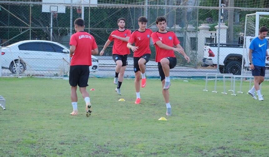 Alanya 1221 FSK’da şok! 3 oyuncu takımdan kaçtı