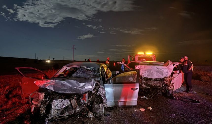 Karaman'da feci kazada 2 kişi öldü