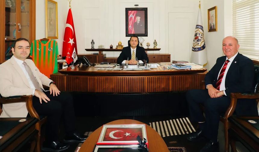 Yeni Parti’den ilk ziyaret Kaymakam Öztürk’e