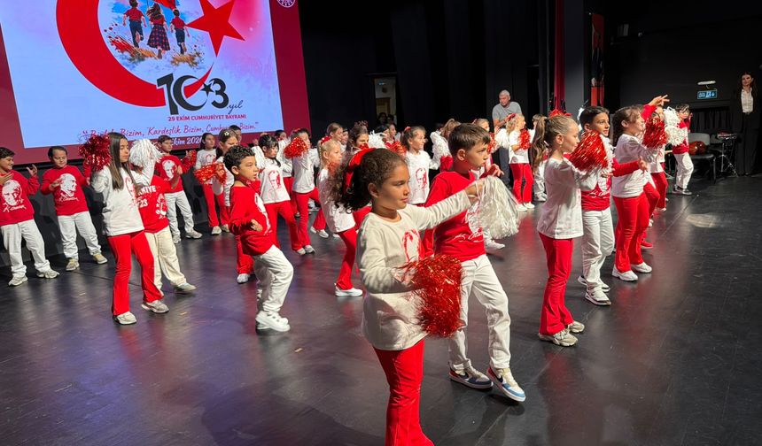 Alanya’da Cumhuriyet’in 103’üncü yıl dönümü törenle kutlandı